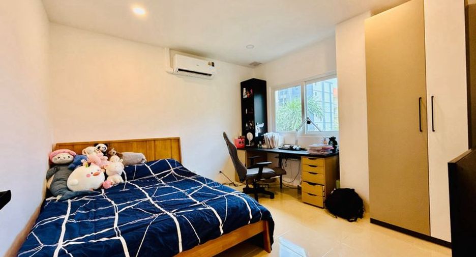 For sale 2 ベッドルーム condo in Bang Lamung, Chonburi