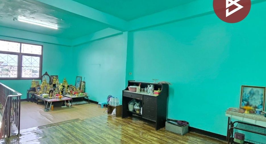 Gewerbefläche zum Kauf mit 3 Zimmer in Bang Khae, Bangkok