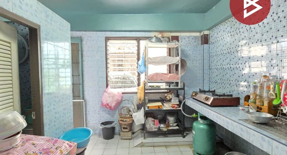 Gewerbefläche zum Kauf mit 3 Zimmer in Bang Khae, Bangkok