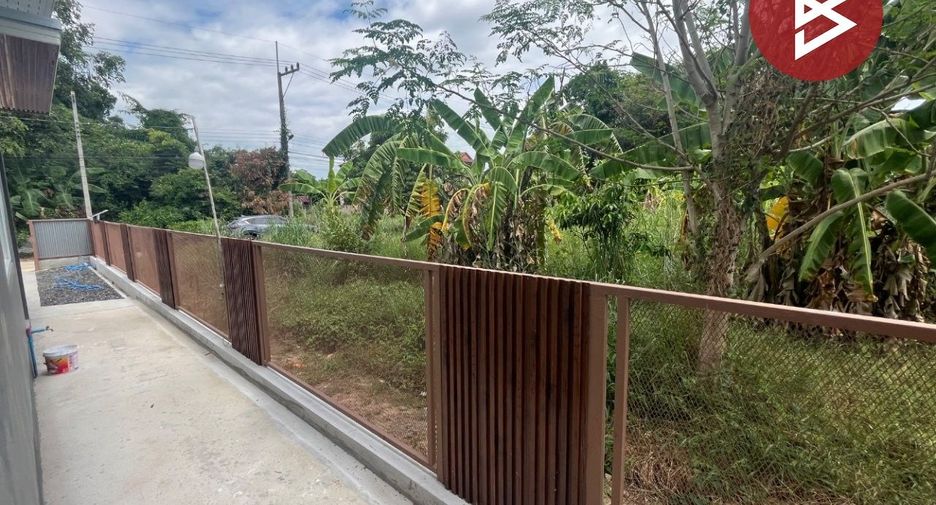 For sale 3 bedrooms house in Mueang Uthai Thani, Uthai Thani