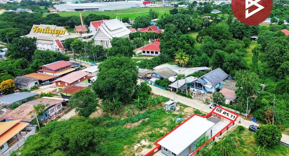 For sale 3 bedrooms house in Mueang Uthai Thani, Uthai Thani