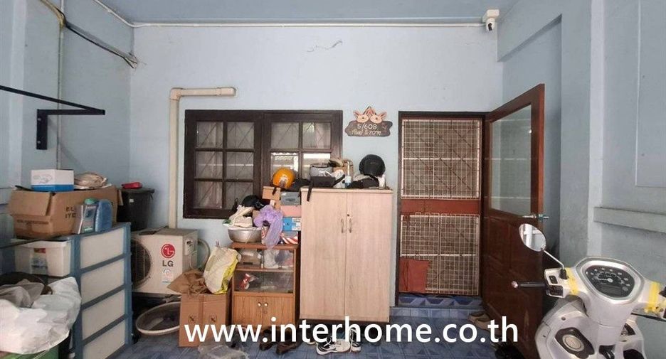 For sale 2 bedrooms townhouse in Lam Luk Ka, Pathum Thani