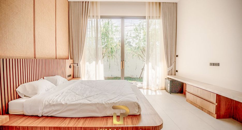 For sale 4 bedrooms villa in Bang Lamung, Chonburi