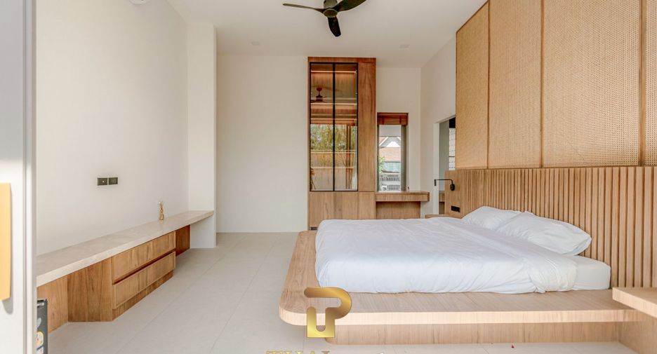 For sale 4 bedrooms villa in Bang Lamung, Chonburi