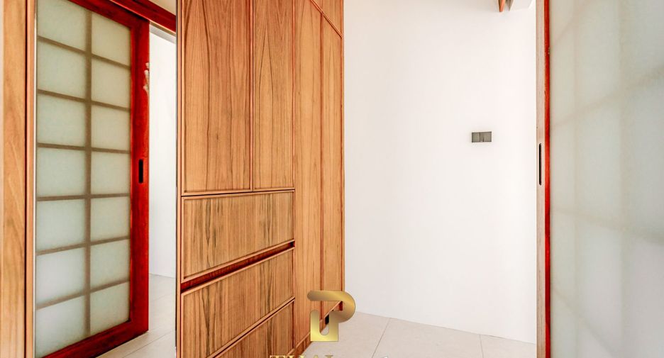 For sale 4 bedrooms villa in Bang Lamung, Chonburi