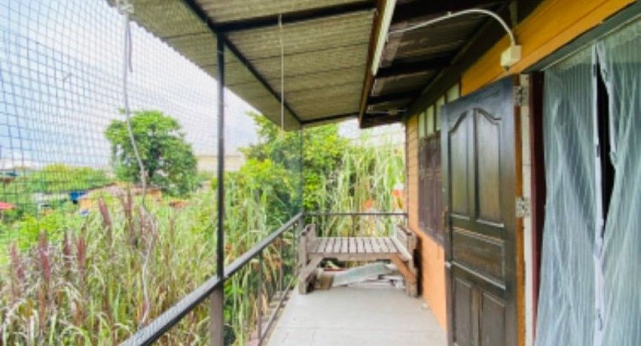 Casa en venta de 3 habitaciones en Phra Pradaeng, Samut Prakan