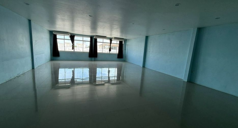 For sale 4 bedrooms retail Space in Chom Thong, Bangkok
