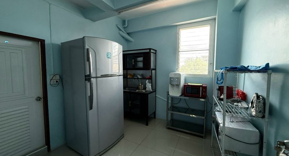 For sale 4 bedrooms retail Space in Chom Thong, Bangkok