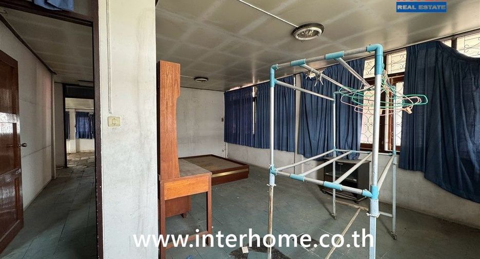 Casa en venta de 7 habitaciones en Khan Na Yao, Bangkok