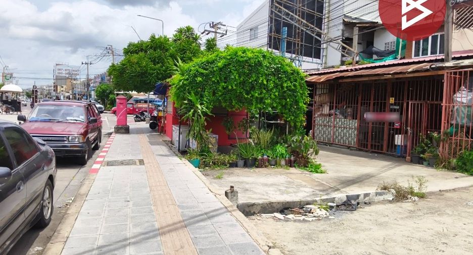 Gewerbefläche zum Kauf mit 4 Zimmer in Lat Krabang, Bangkok