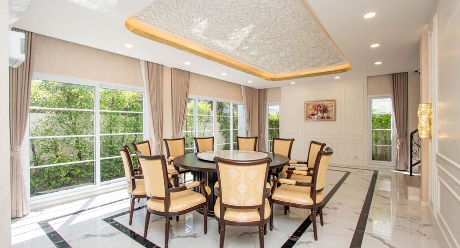 For sale 6 bedrooms house in Mueang Chiang Mai, Chiang Mai