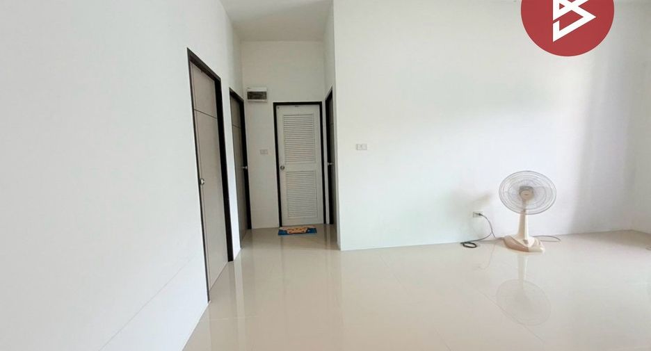 出售 3 卧室 独立屋 在 Ban Khai, Rayong