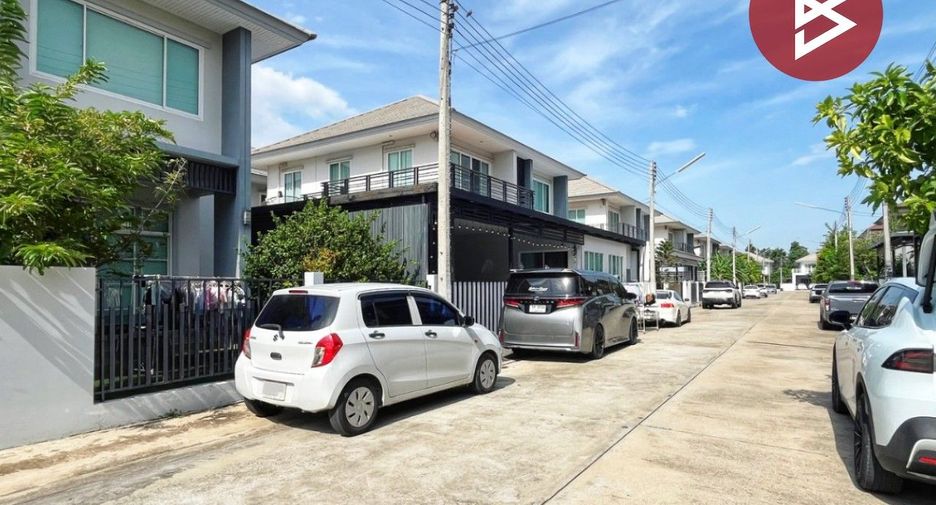 For sale 4 bedrooms house in Mueang Suphanburi, Suphan Buri