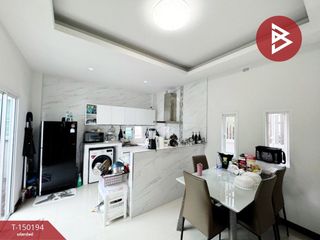 For sale 4 bedrooms house in Mueang Suphanburi, Suphan Buri