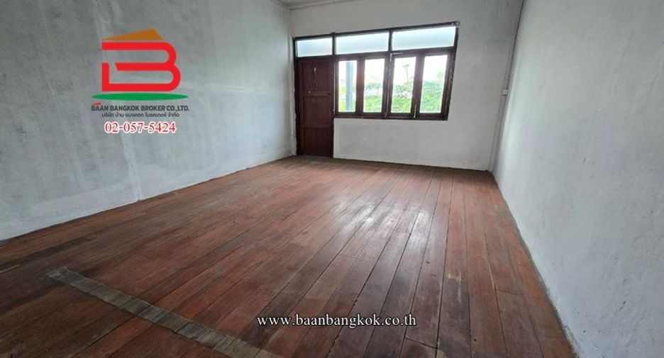Gewerbefläche zum Kauf in Phra Pradaeng, Samut Prakan