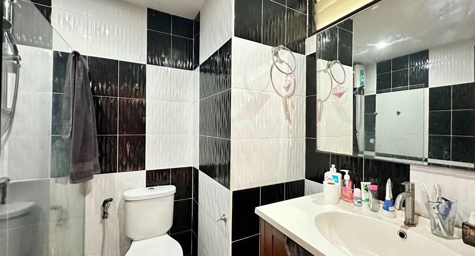 Wohnung zum Kauf mit 2 Zimmer in Bang Lamung, Chonburi