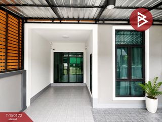 Reihenhaus zum Kauf mit 2 Zimmer in Mueang Samut Sakhon, Samut Sakhon