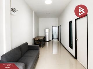 Reihenhaus zum Kauf mit 2 Zimmer in Mueang Samut Sakhon, Samut Sakhon