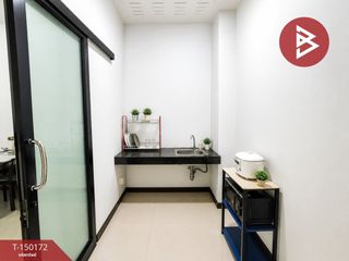 Reihenhaus zum Kauf mit 2 Zimmer in Mueang Samut Sakhon, Samut Sakhon