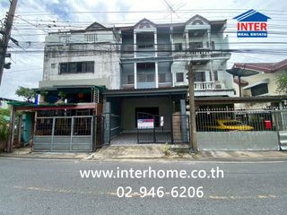 Casa adosada en venta de 4 habitaciones en Lam Luk Ka, Pathum Thani