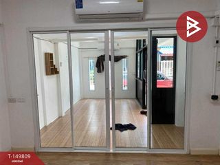 Casa adosada en venta de 3 habitaciones en Bang Pa-in, Phra Nakhon Si Ayutthaya