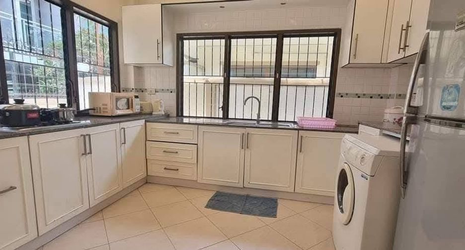 For rent 3 bedrooms villa in Jomtien, Pattaya