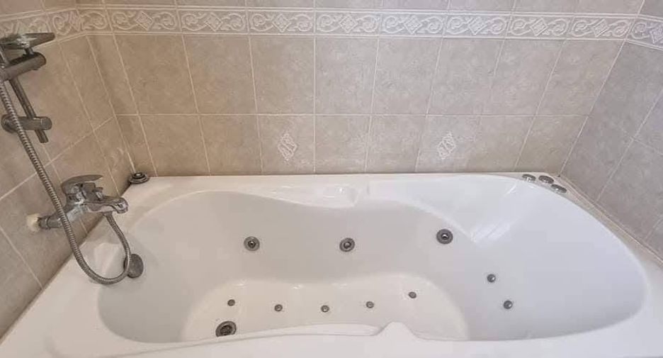 For rent 3 bedrooms villa in Jomtien, Pattaya