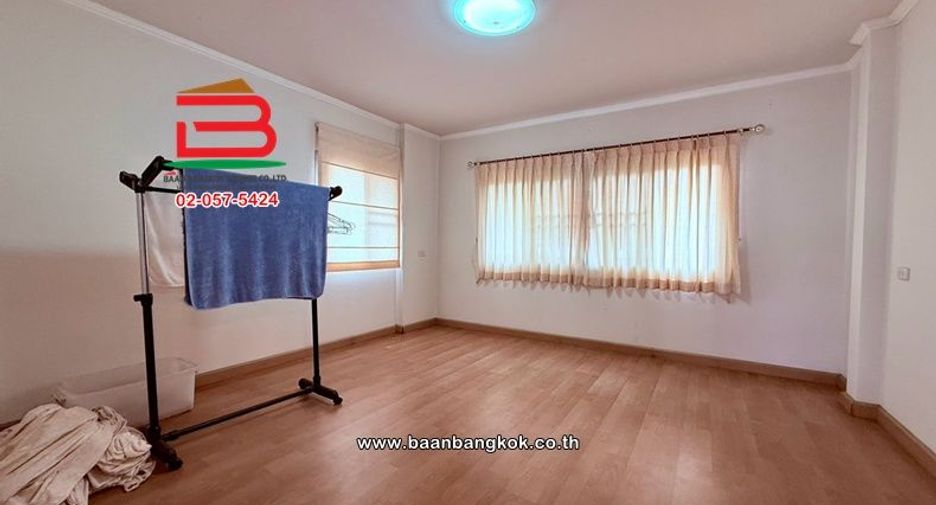 À vendre 3 chambres maison à Mueang Khon Kaen, Khon Kaen