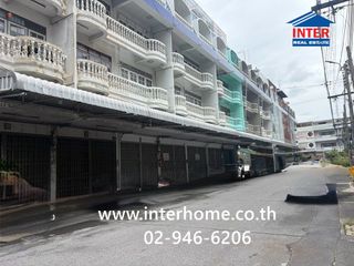 Gewerbefläche zum Kauf mit 4 Zimmer in Thon Buri, Bangkok