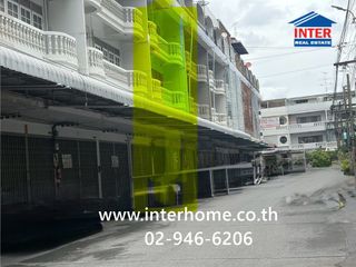 Gewerbefläche zum Kauf mit 4 Zimmer in Thon Buri, Bangkok