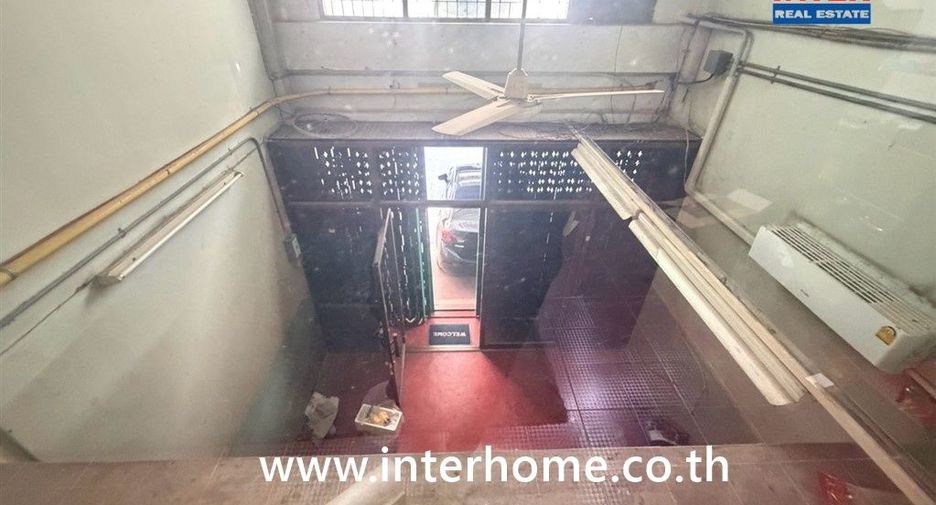 Gewerbefläche zum Kauf mit 4 Zimmer in Thon Buri, Bangkok