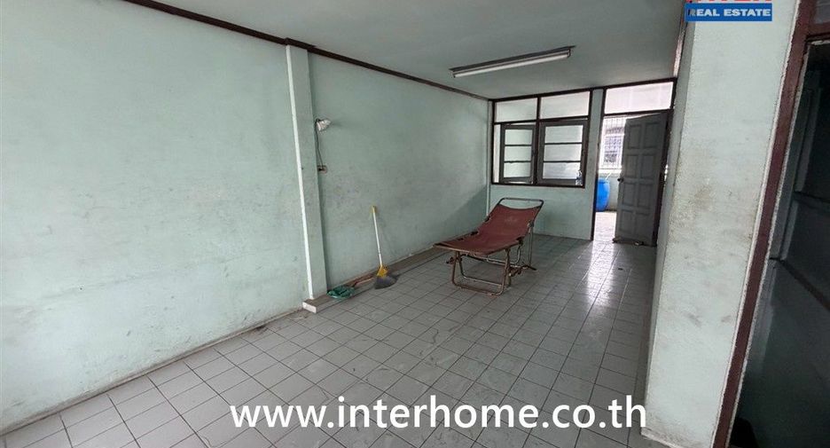 Gewerbefläche zum Kauf mit 4 Zimmer in Thon Buri, Bangkok