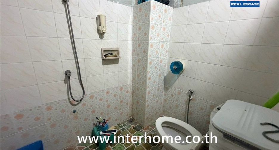 Gewerbefläche zum Kauf mit 4 Zimmer in Thon Buri, Bangkok