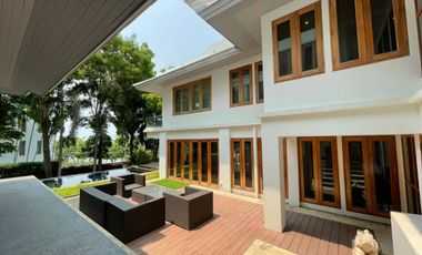 À louer et à vendre 5 chambres villa à Bang Lamung, Chonburi
