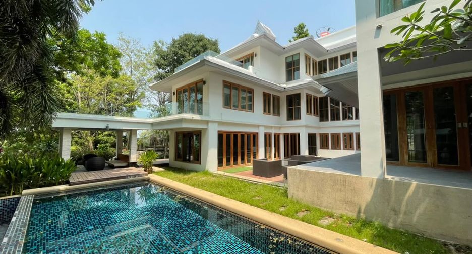 À louer et à vendre 5 chambres villa à Bang Lamung, Chonburi