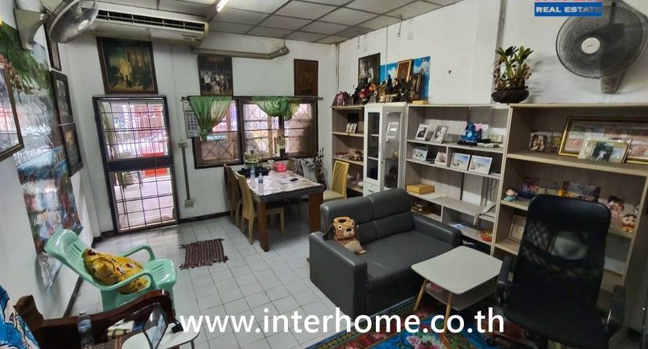 For sale 2 bedrooms townhouse in Sai Mai, Bangkok