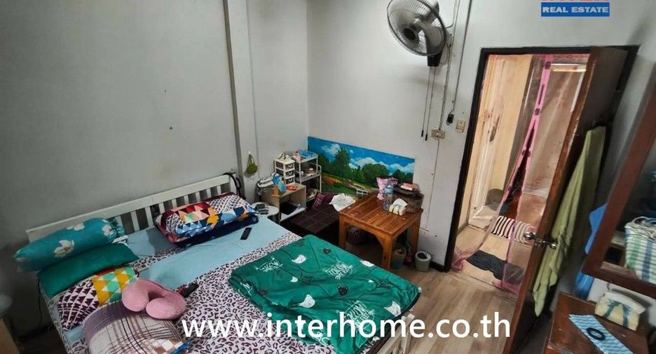 For sale 2 bedrooms townhouse in Sai Mai, Bangkok