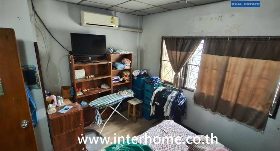 For sale 2 bedrooms townhouse in Sai Mai, Bangkok