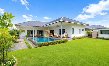 For sale 3 bedrooms villa in Hua Hin, Prachuap Khiri Khan
