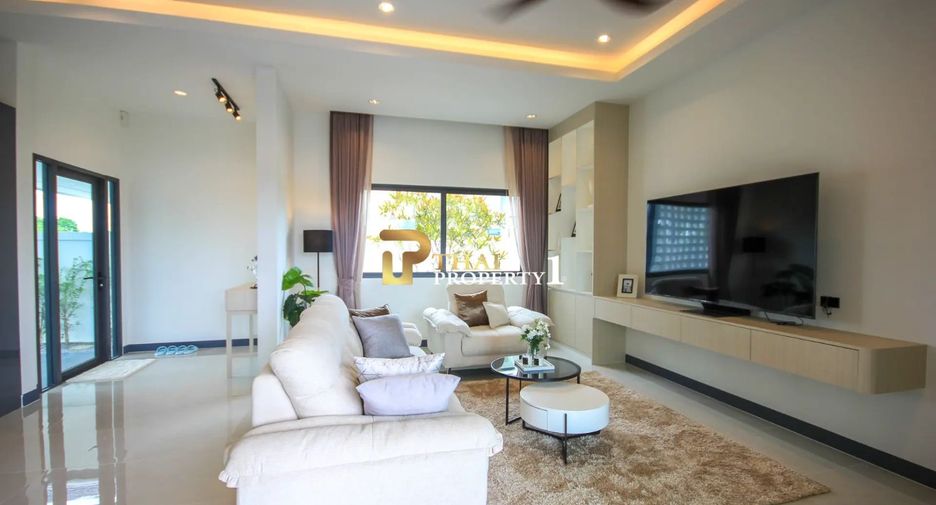 For sale 3 bedrooms villa in Hua Hin, Prachuap Khiri Khan
