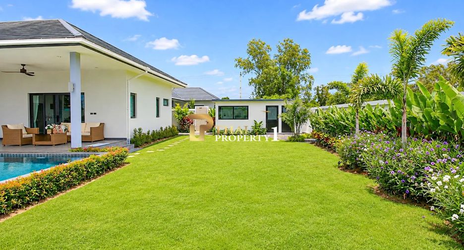 For sale 3 bedrooms villa in Hua Hin, Prachuap Khiri Khan