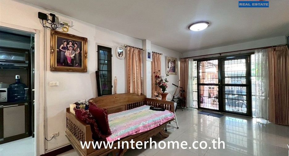 Haus zum Kauf mit 3 Zimmer in Lam Luk Ka, Pathum Thani