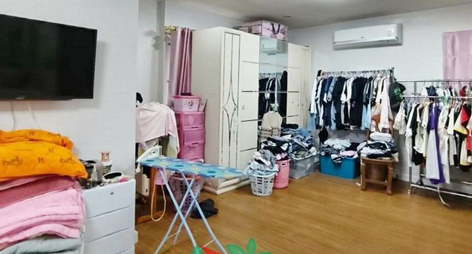 For sale 3 bedrooms house in Bang Bua Thong, Nonthaburi