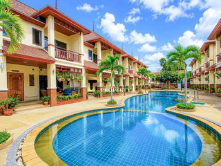 For sale 3 bedrooms townhouse in Cha Am, Phetchaburi