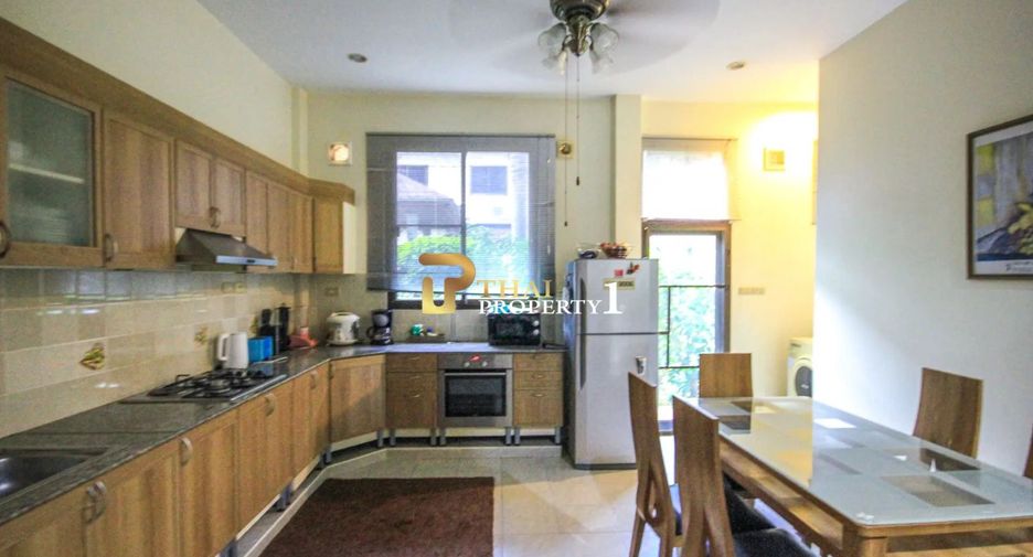 For sale 3 bedrooms townhouse in Cha Am, Phetchaburi