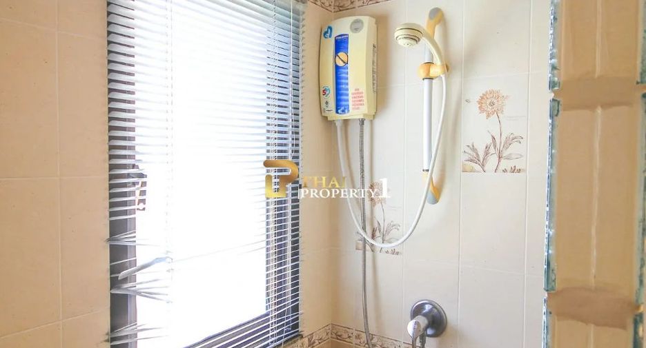 For sale 3 bedrooms townhouse in Cha Am, Phetchaburi