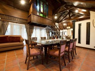 Casa en alquiler de 3 habitaciones en Bang Lamung, Chonburi