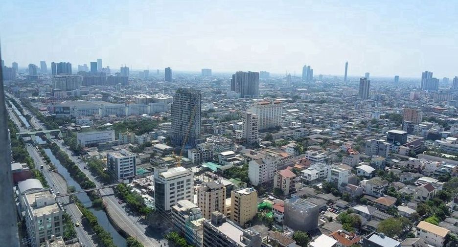 For rent 1 bed condo in Sathon, Bangkok
