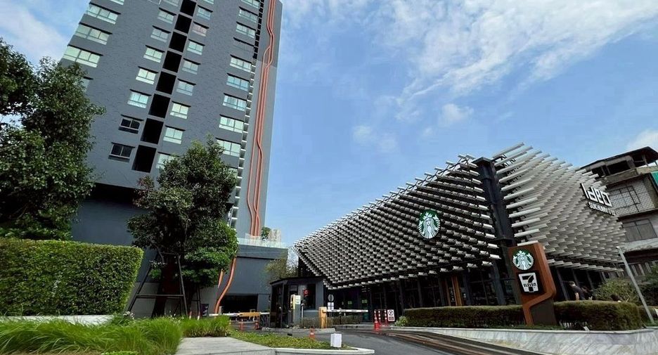 For rent 2 ベッドルーム condo in Phra Khanong, Bangkok