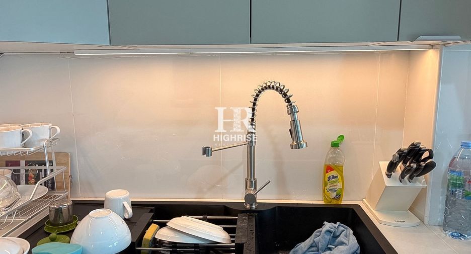 For rent 2 bedrooms condo in Bang Lamung, Chonburi